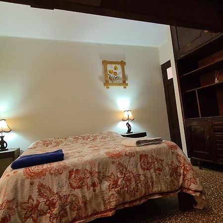 La Cupula Hostel & Camping Тариха Екстериор снимка