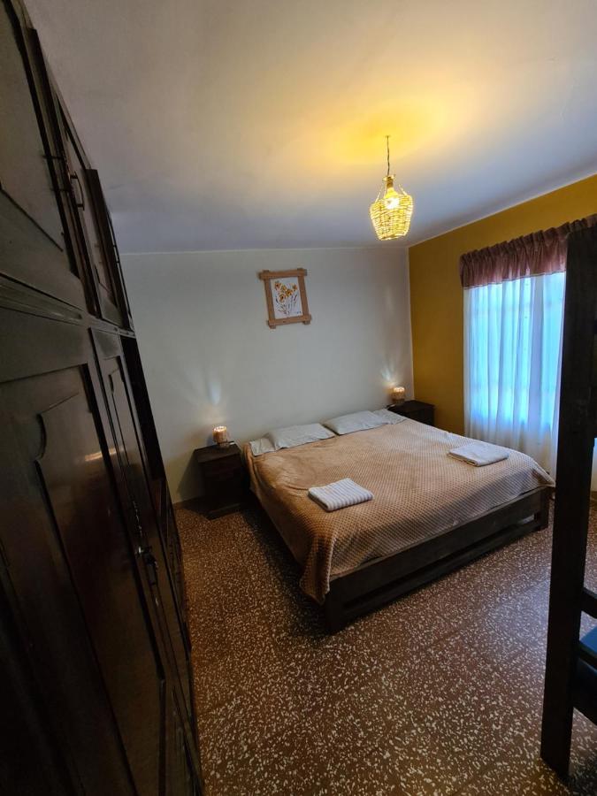 La Cupula Hostel & Camping Тариха Екстериор снимка