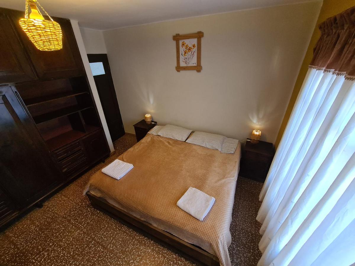 La Cupula Hostel & Camping Тариха Екстериор снимка