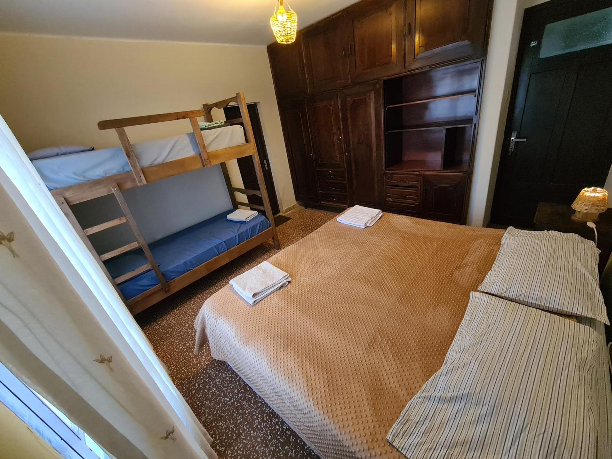 La Cupula Hostel & Camping Тариха Стая снимка